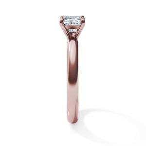 公主方形切割钻石订婚戒指 - 照片 2