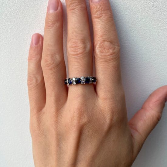 镶有蓝宝石和钻石的现代花环戒指,  放大圖像 6