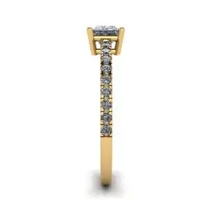 18K 金侧边密镶公主方形切割钻石戒指 - 照片 2