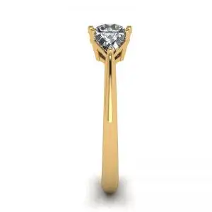 18K 金三钻戒指 - 照片 2