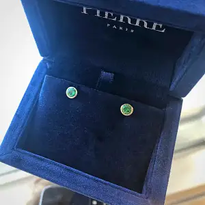 白金祖母绿耳钉 - 照片 4