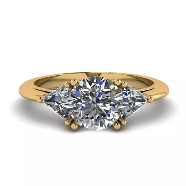 18K 金三钻戒指