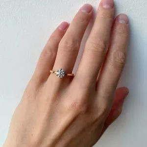混合金镶钻订婚戒指 - 照片 4