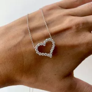 18K 白金钻石心形项链 - 照片 1